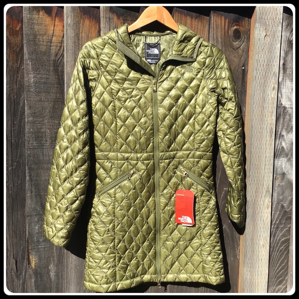 The North Face thermoball parka - Picture 3 of 10